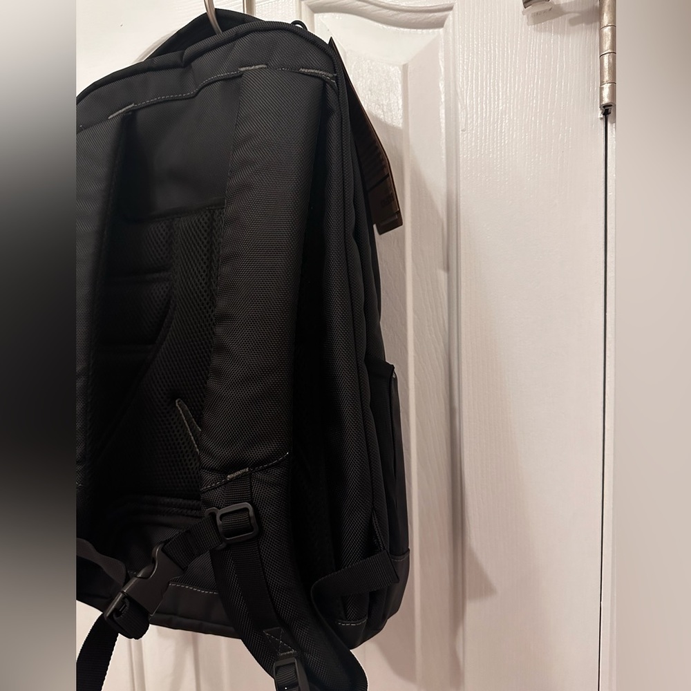 New Callaway “The Murph” clubhouse Backpack 🎒 - Picture 8 of 16